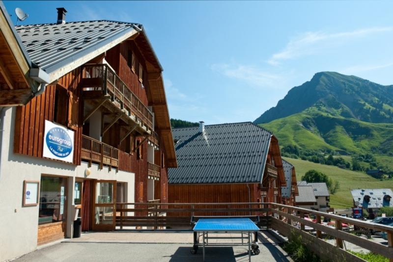 Madame Vacances Appartements Et Chalets La Fontaine Du Roi La Chal Exterior foto