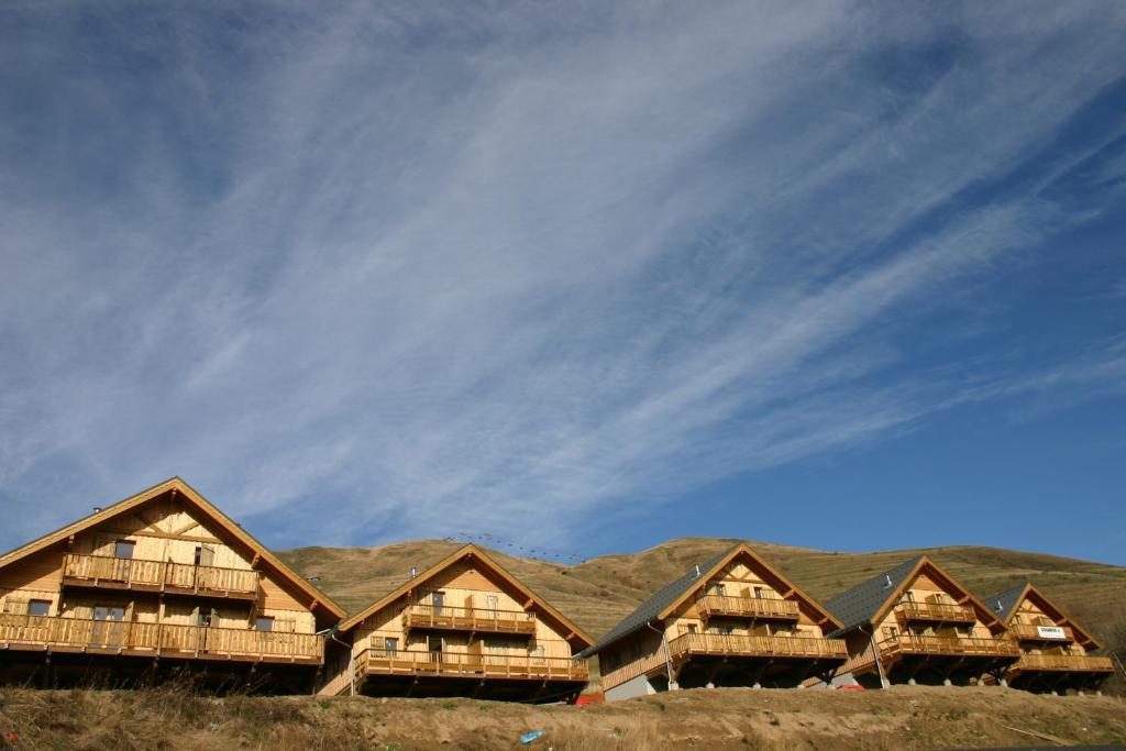 Madame Vacances Appartements Et Chalets La Fontaine Du Roi La Chal Exterior foto